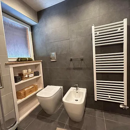 Mansardina Vista Parco Apartman *